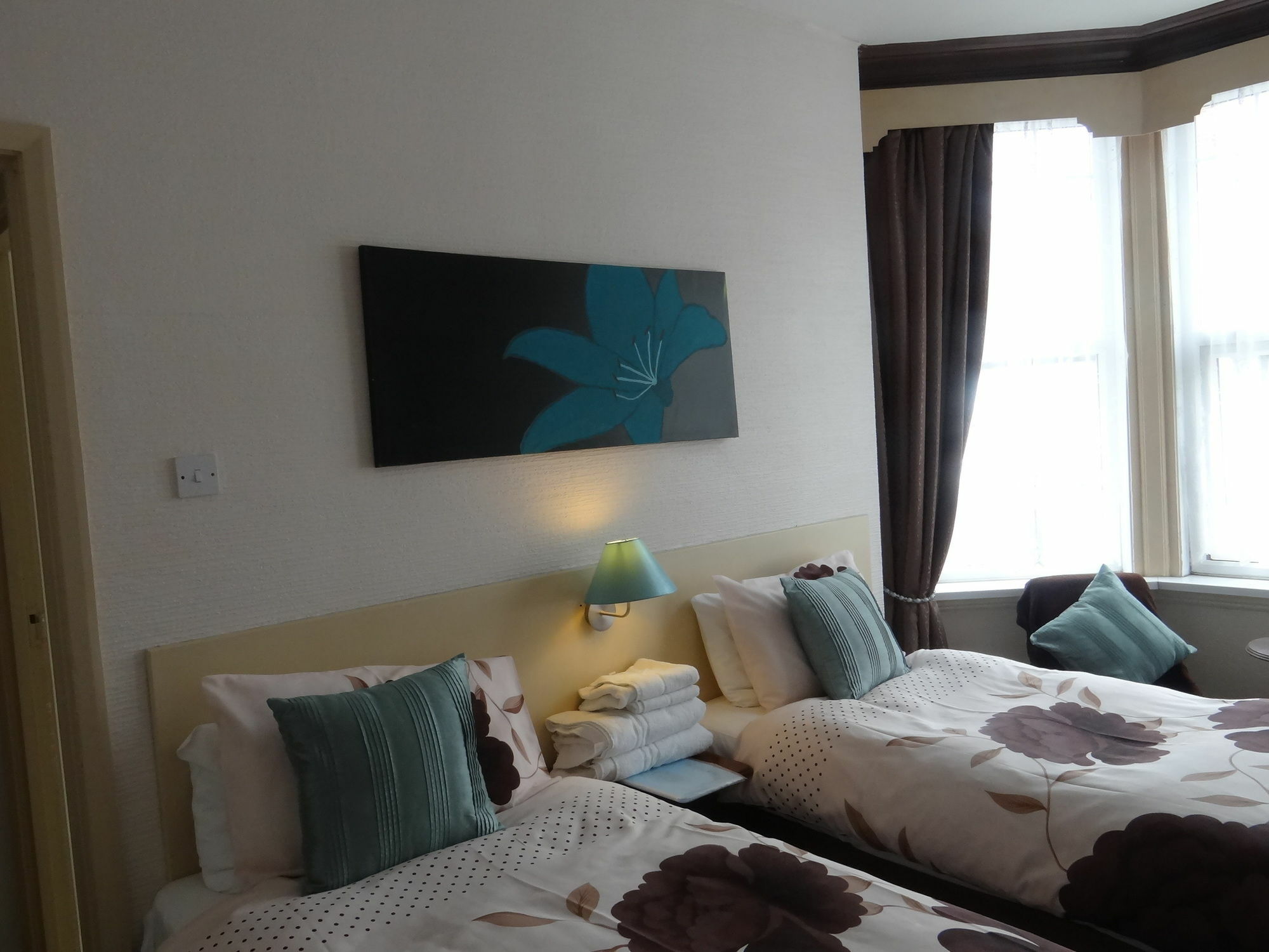 ברידלינגטון Jasmine Guest House מראה חיצוני תמונה